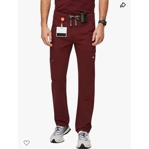 FIGS BRAND NEW Men’s Cairo Cargo Scrub Pants